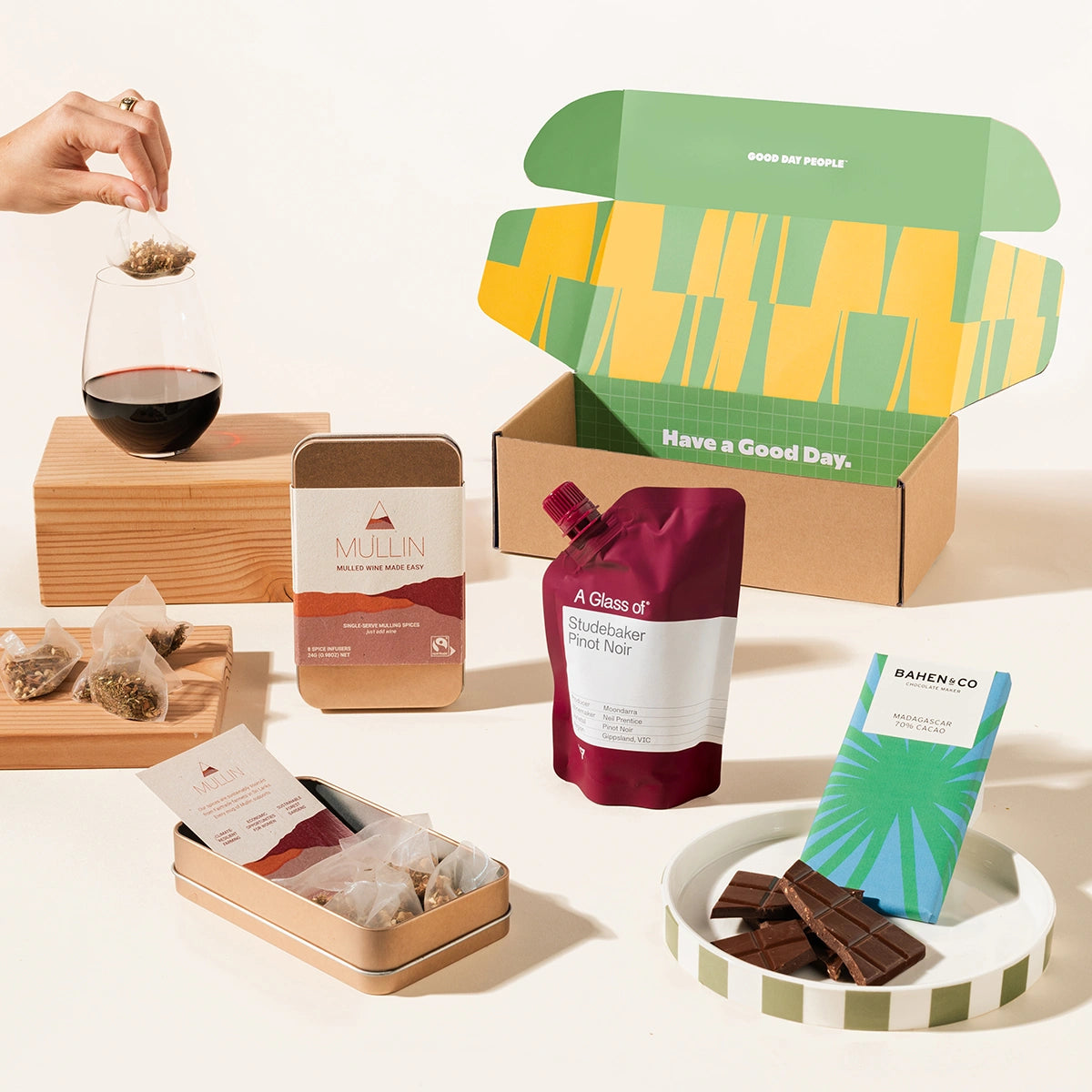 Snug Doug Gift Hamper