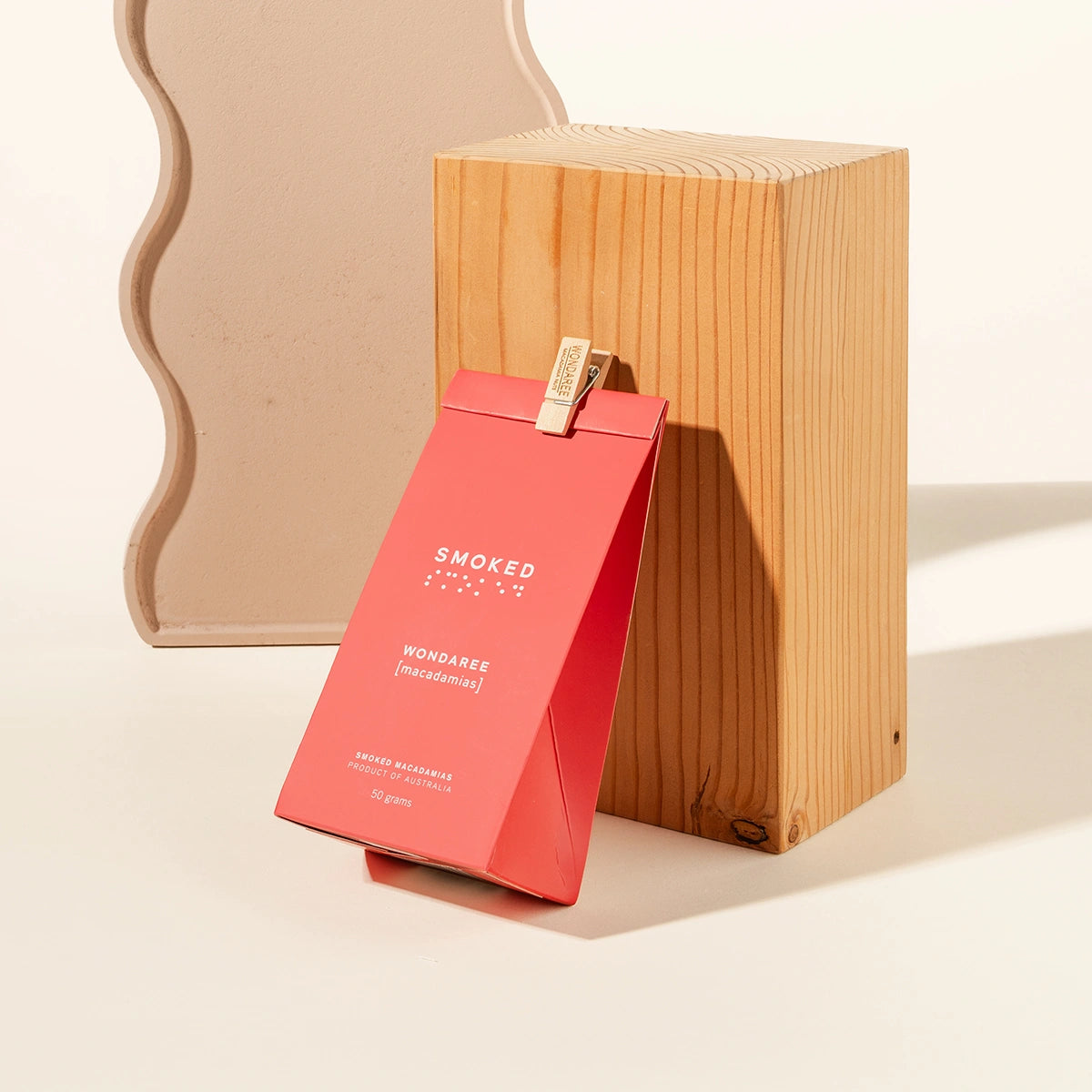 Wondaree Smoked Macadamias