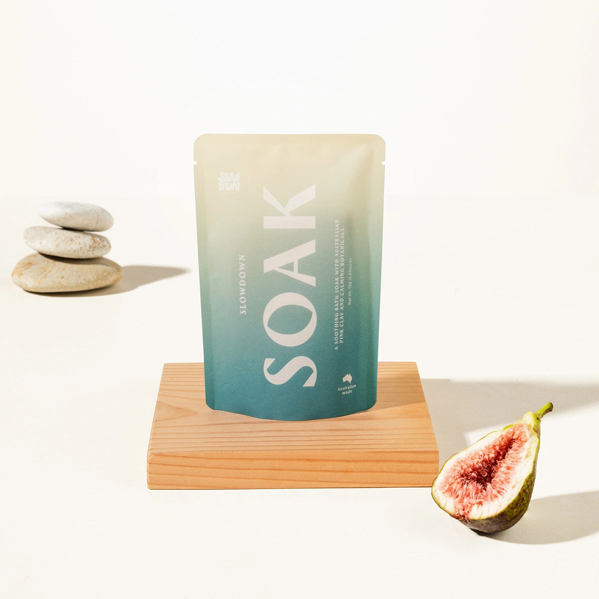 Slowdown Studio Soak Sachet with Australian pink clay, lemon myrtle and rosehip